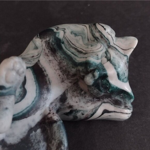 Vintage Green White Marbled Resin? Cat Figurine Showing Belly Rolling Over 3" - Picture 6 of 8